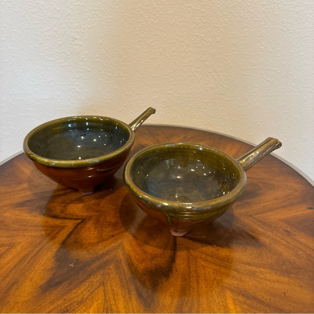 Artifact Jamestown Collection Handcrafted Ceramic Soup Bowls with Handles - Picture 3 of 9